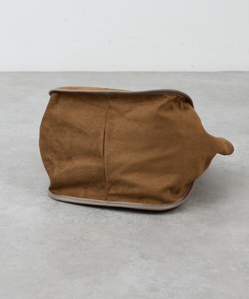 collex（コレックス）の「ｍarco masi  ECO SUEDE TOTE M（トートバッグ・レディース・カーキ/ブラウン・M）」の11枚目の写真