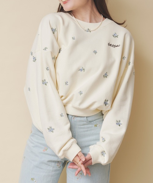 Cath Kidston(キャスキッドソン)の「エンブロイダリースウェットトップス Floral Garden Embroidery(スウェット・レディース・ブラウン/ライトピンク/グレー/アイボリー・FREE)」の2枚目の写真