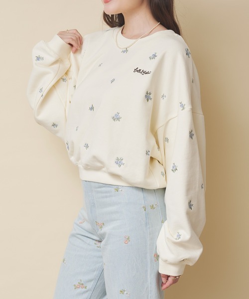 Cath Kidston(キャスキッドソン)の「エンブロイダリースウェットトップス Floral Garden Embroidery(スウェット・レディース・ブラウン/ライトピンク/グレー/アイボリー・FREE)」の9枚目の写真