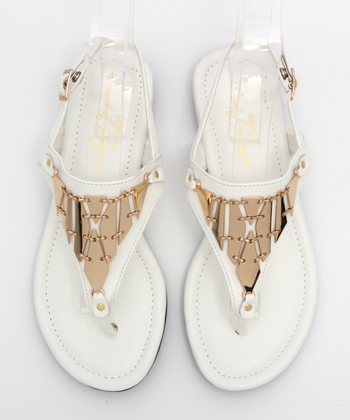 Noubel Voug Relax(ヌーベルヴォーグリラックス)の「Noubel Voug Relax(ヌーベル ヴォーグ リラックス)/ゴールドデザインモチーフ バックストラップトングサンダル(サンダル・レディース・ベージュ/ブラック/ホワイト・S/M/L/LL)」の7枚目の写真