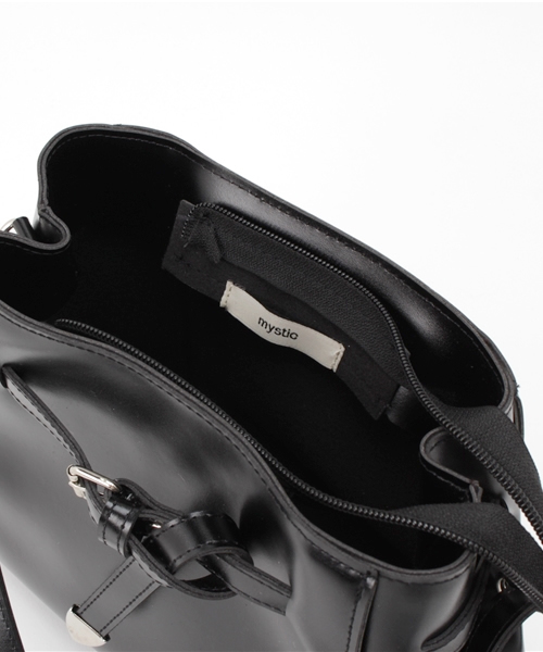 mystic(ミスティック)の「NEWベルト使いバック(ショルダーバッグ・レディース・キャメル/グレー/ブラック・フリ-)」の9枚目の写真