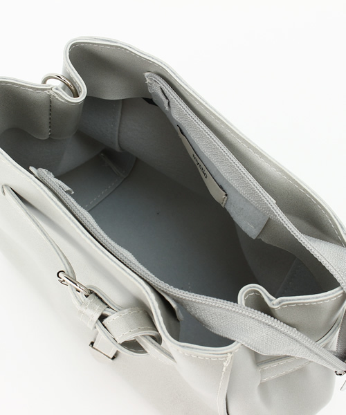 mystic(ミスティック)の「NEWベルト使いバック(ショルダーバッグ・レディース・キャメル/グレー/ブラック・フリ-)」の12枚目の写真