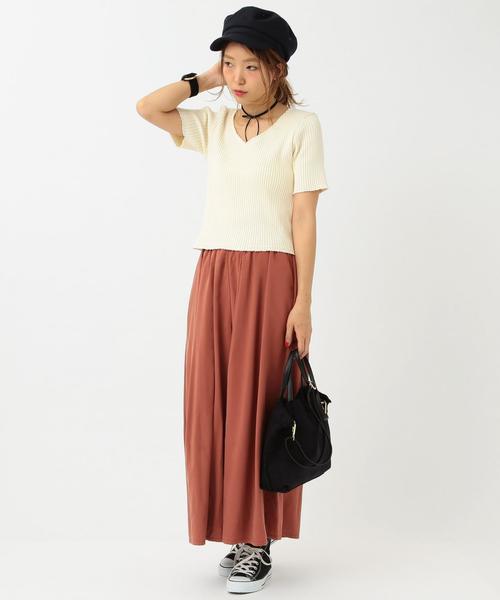 Another Edition（アナザーエディション）の「断ち切りVネックショートスリーブプルオーバー/AEBFC ﾀﾁｷﾘ V/N SSL PO●（ニット/セーター・レディース・ホワイト/ブラック/イエロー/ダークグリーン・FREE）」の13枚目の写真