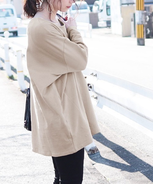 reca(レカ)の「コクーン ビッグシルエット ポケット付きカットソー(Tシャツ/カットソー・レディース・ブラック/オフホワイト/グレー/ネイビー/ブルー系その他/グレー系その他/スモークピンク/ダークグレー/ベージュ/カーキ/パープル系その他/ピンク/モカ・M)」の19枚目の写真