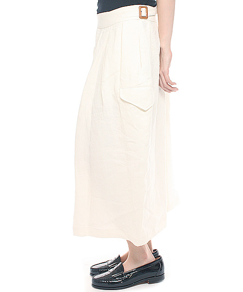 BEAMS BOY（ビームスボーイ）の「BEAMS BOY / ベルギーリネン グルカ ロングスカート（スカート・レディース・ホワイト/カーキ/ネイビー・ONE SIZE）」の4枚目の写真