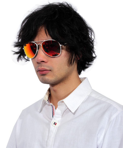 ８(eight)（エイト）の「ティアドロップ サングラス ビッグフレーム UVカット入り（サングラス・メンズ・ブラック系その他/シルバー系その他/ホワイト×グリーン/ホワイト×ブルー/ホワイト×ピンク/ゴールド系その他3/ゴールド系その他2/ホワイト×イエロー/シルバー系その他2/ゴールド×ブラウン/ブラック系その他2/ゴールド系その他/ライトブルー/シルバー系その他3/ライトイエロー・FREE）」の5枚目の写真