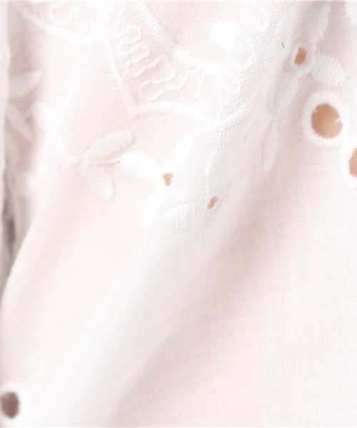 LBC（エルビーシー）の「シフリー抜き衿ブラウス（シャツ/ブラウス・レディース・ホワイト/ブラック・MEDIUM/LARGE）」の9枚目の写真