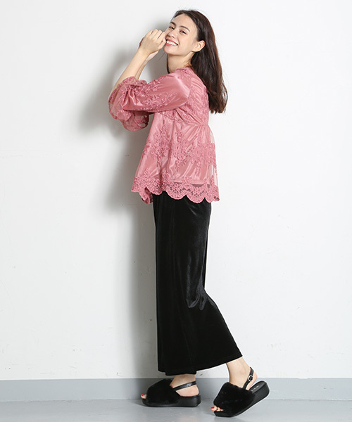 Honeys(ハニーズ)の「レースプルオーバー(Tシャツ/カットソー・レディース・レッド/ピンク/アイボリー/ブラック・L/M)」の5枚目の写真