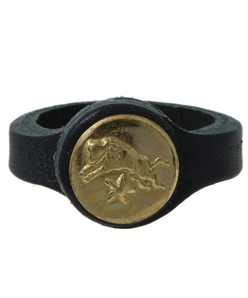 IL BISONTE(イルビゾンテ)の「IL BISONTE / ORIGINAL LEATHER / LEATHER RING(リング・レディース・レッド/オリーブ/ネイビー/ブラック/ホワイト/ダークブラウン/グリーン/オレンジ/ライトブラウン/その他1/ナチュラル/レンガ・1/2)」の8枚目の写真