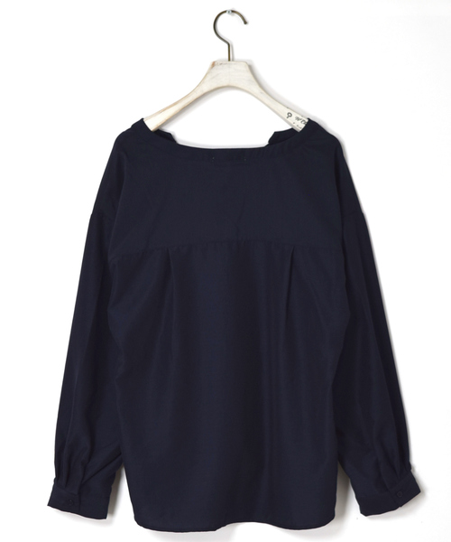 w closet(ダブルクローゼット)の「スキッパーシャツ.(シャツ/ブラウス・レディース・オフホワイト/ピンク/ネイビー・FREE)」の5枚目の写真