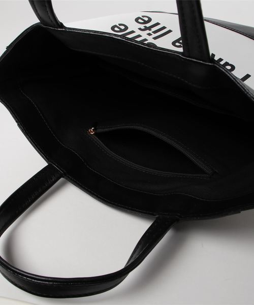 intoxic.(イントキシック)の「intoxic イントキシック 【RESONATES】new leather line "lost" ロスト(トートバッグ・レディース・ブラック・FREE)」の4枚目の写真