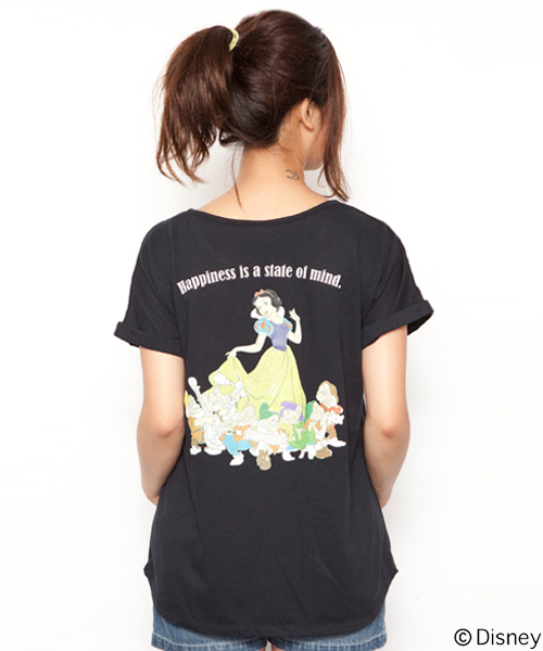 X-girl（エックスガール）の「Disney（ディズニー） / SNOW WHITE S/S TUNIC（Tシャツ/カットソー・レディース・ホワイト/ブラック・ONE SIZE）」の5枚目の写真