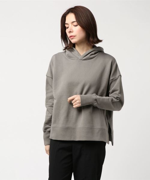 ESTNATION(エストネーション)の「ESTNATION / コットンスウェットパーカー(パーカー・レディース・ベージュ/オフホワイト/チャコールグレー/ライトブルー/ホワイト・38)」の11枚目の写真