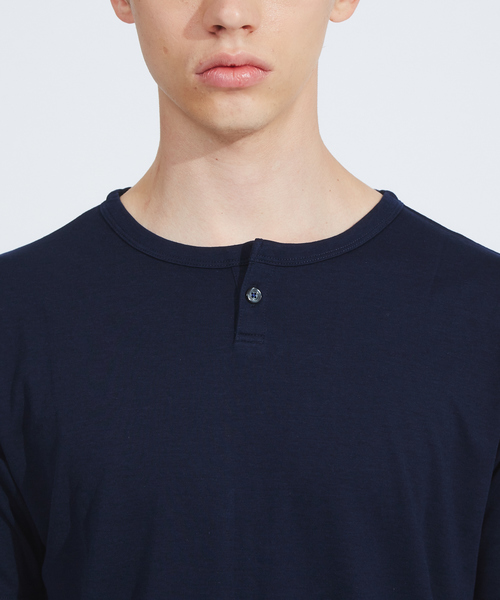 ABAHOUSE（アバハウス）の「【Recency of Mine】FLEX JERSEY ヘンリーネックTシャツ（Tシャツ/カットソー・メンズ・ネイビー/ホワイト/サックスブルー/グレー/スミクロ/カーキ・46/48/44）」の13枚目の写真