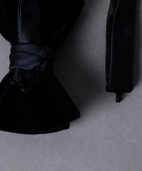 UNITED ARROWS（ユナイテッドアローズ）の「<UNITED ARROWS> ベルベット ソリッド ボウタイ（蝶ネクタイ・メンズ・グレー/ネイビー/ブラック・FREE）」の4枚目の写真
