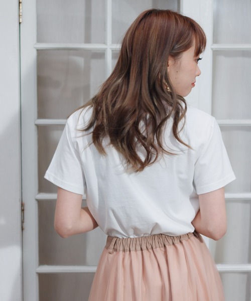 LIPSERVICE(リップサービス)の「embroideryメッセージロゴT(Tシャツ/カットソー・レディース・ホワイト/ブラック/ピンクベージュ・FREE)」の7枚目の写真