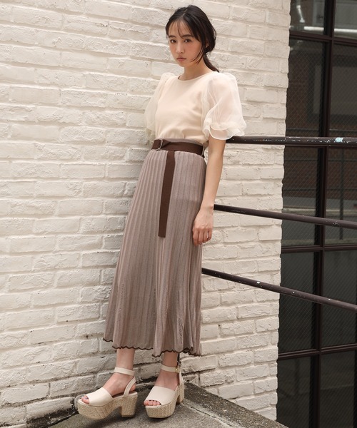 one after another NICE CLAUP（ワンアフターアナザーナイスクラップ）の「袖コンシャスドッキングプルオーバー（Tシャツ/カットソー・レディース・ブラック/ベージュ/オフホワイト・FREE）」の4枚目の写真