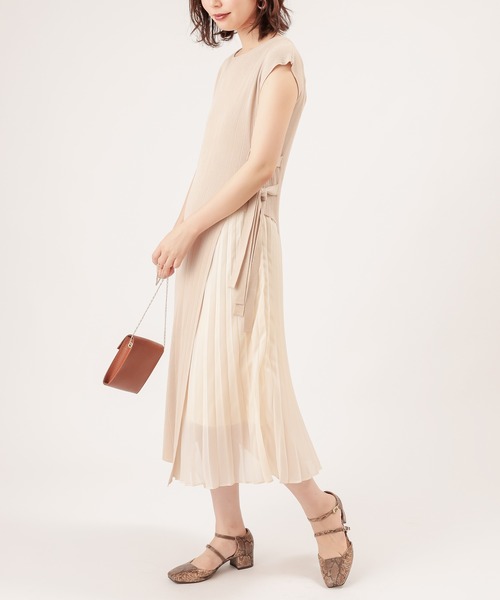 natural couture(ナチュラルクチュール)の「ダブルストラップパンプス(パンプス・レディース・ブラウン/イエロー/パイソン/ブラック・MEDIUM/LARGE)」の18枚目の写真