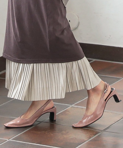 KOBE LETTUCE(コウベレタス)の「ステッチスクエアトゥバックストラップミュール(その他シューズ・レディース・ピンクベージュ/ブラック/モカ・LL/M/L/S)」の3枚目の写真