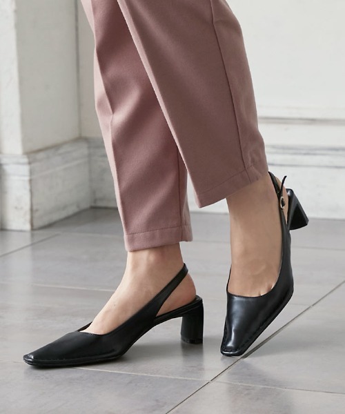 KOBE LETTUCE(コウベレタス)の「ステッチスクエアトゥバックストラップミュール(その他シューズ・レディース・ピンクベージュ/ブラック/モカ・LL/M/L/S)」の2枚目の写真