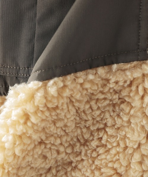 BAYFLOW（ベイフロー）の「フードツキボアベスト（ダウンベスト・レディース・ベージュ/カーキ・MEDIUM/SMALL）」の18枚目の写真