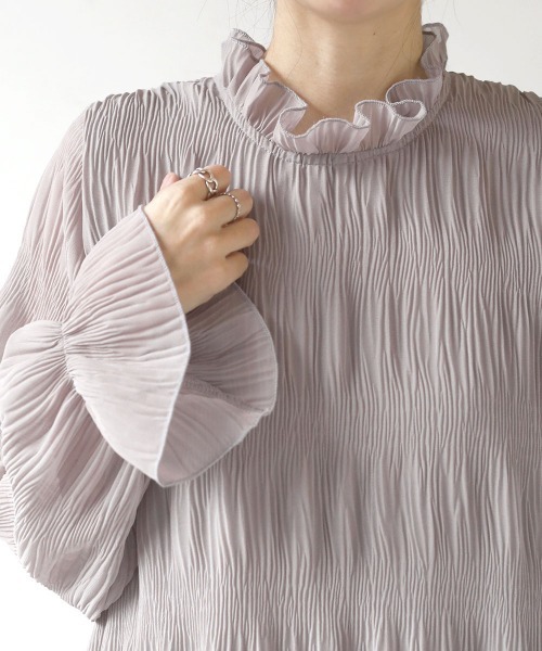 Bab（バブ）の「《新色追加》シワプリーツハイネックロングワンピース（ワンピース・レディース・ブラック/ベージュ/アイボリー/ブラウン/ピンク/ライトグレー・M）」の19枚目の写真