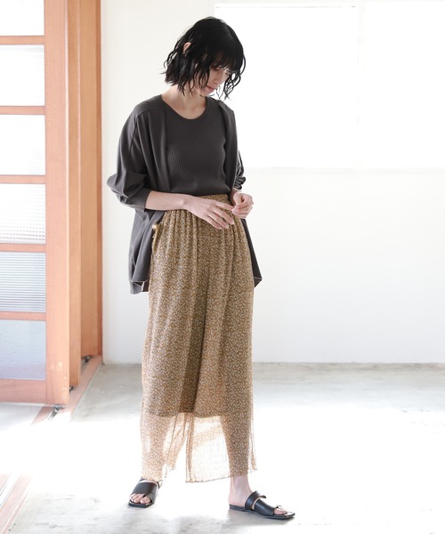 LAKOLE（ラコレ）の「12Gコンパクトコットンタンクトップ / LAKOLE（タンクトップ・レディース・桜/ブラウン系その他/チャコール/カーキ・SMALL/MEDIUM）」の19枚目の写真