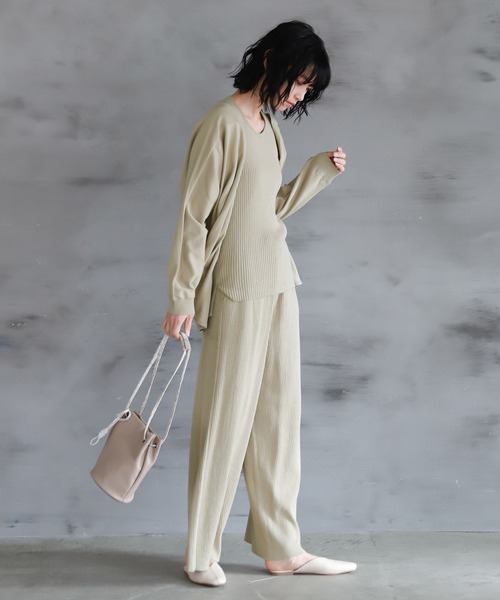 LAKOLE（ラコレ）の「12Gコンパクトコットンタンクトップ / LAKOLE（タンクトップ・レディース・桜/ブラウン系その他/チャコール/カーキ・SMALL/MEDIUM）」の16枚目の写真