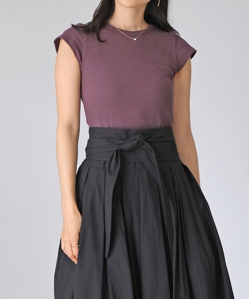 AKTE（アクテ）の「コンパクトリブTシャツ（Tシャツ/カットソー・レディース・ホワイト/ブラック/パープル/ネイビー・FREE）」の4枚目の写真