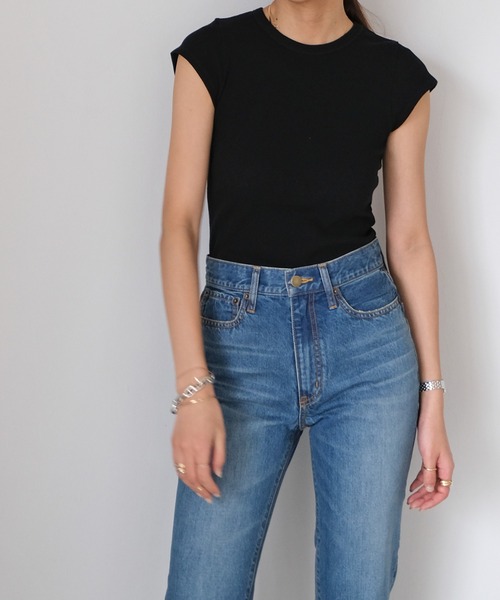 AKTE（アクテ）の「コンパクトリブTシャツ（Tシャツ/カットソー・レディース・ホワイト/ブラック/パープル/ネイビー・FREE）」の2枚目の写真