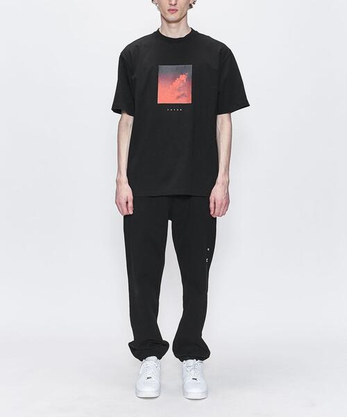 FUTUR（フューチャー）の「＜FUTUR＞ CLOUD G FIT TEE/Tシャツ（Tシャツ/カットソー・メンズ・ブラック・MEDIUM/LARGE/X-LARGE）」の2枚目の写真