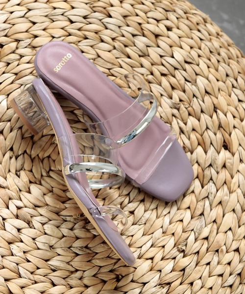 SOROTTO(ソロット)の「【親子お揃い】PVC素材のメニ―ストラップクリアヒールサンダル(サンダル・レディース・ブラック/パープル/グリーン/アイボリー/ブラウン系その他・LL/S/M/L)」の5枚目の写真
