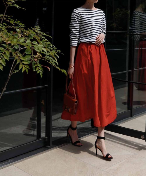 ELFRANK(エルフランク)の「タフタギャザーボリュームフレアミモレ丈スカート【洗える】(スカート・レディース・カーキ/ネイビー/パープル/コーラル/オリーブ/イエロー・FREE)」の21枚目の写真