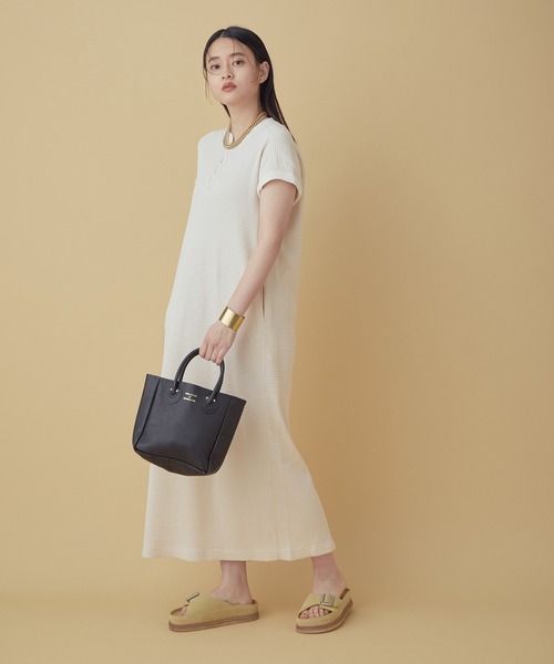 ADAM ET ROPE'（アダムエロペ）の「＜洗える＞サーマルスリーブレスワンピース（ワンピース・レディース・ブラック/キナリ・FREE）」の13枚目の写真