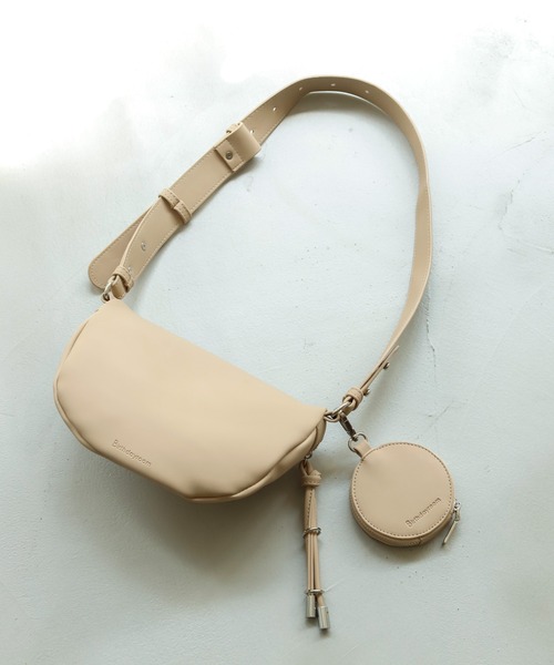 Birthday room（バースデイルーム）の「ポーチ付きボディバッグ（ボディバッグ/ウエストポーチ・レディース・ブラック/ベージュ・FREE）」の8枚目の写真