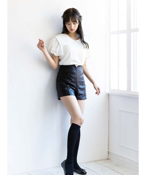 Honey Salon（ハニーサロン）の「ビッグカラーパフスリーブトップス（Tシャツ/カットソー・レディース・チョコ/オフホワイト/ブラック・FREE）」の16枚目の写真