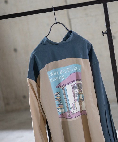 Limited Line Naive Magic(リミテッドラインナイーブマジック)の「【a】ナチュラルストレッチ ガールバックプリントシャツ(シャツ/ブラウス・メンズ・ホワイト/ベージュ/ブルー/マルチ・MEDIUM/LARGE/X-LARGE)」の4枚目の写真