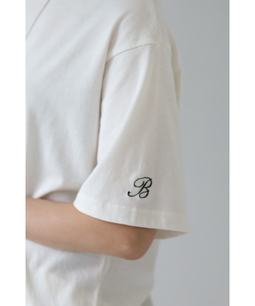 Bonjour Sagan(ボンジュールサガン)の「【2021新作 Pre Autumn】オリジナル袖刺繍T(Tシャツ/カットソー・レディース・ホワイト/グレー・FREE)」の15枚目の写真