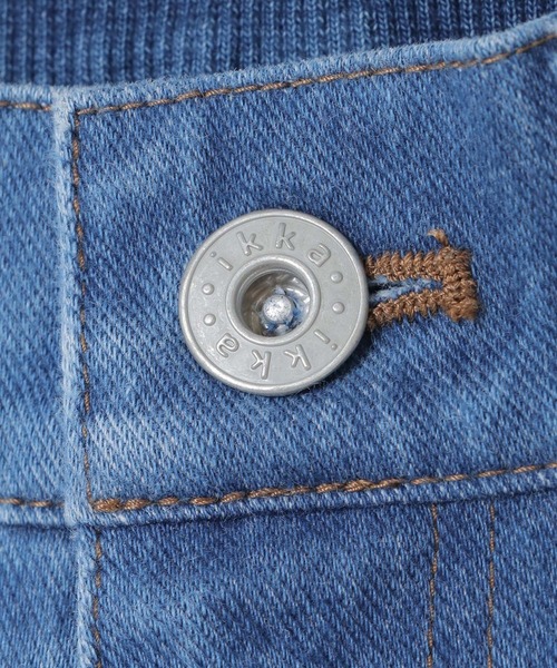 ikka(イッカ)の「イージーストレッチデニムスキニーパンツ(デニムパンツ・レディース・ブラック/ネイビー/ブルー・M/L)」の4枚目の写真