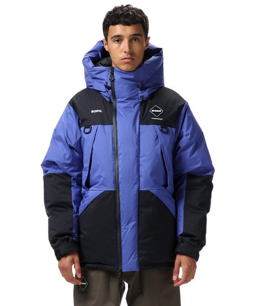 F.C.Real Bristol（エフシーレアルブリストル）の「DOWN BENCH PARKA