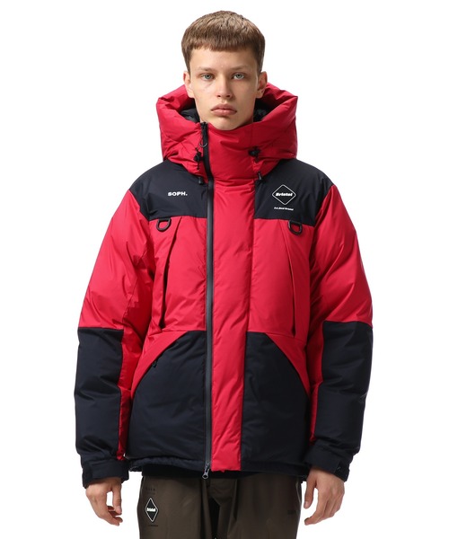 F.C.Real Bristol(エフシーレアルブリストル)の「DOWN BENCH PARKA(ダウンジャケット/コート・メンズ・ブルー/カーキ/レッド/ブラック・LARGE/X-LARGE/SMALL/MEDIUM)」の12枚目の写真