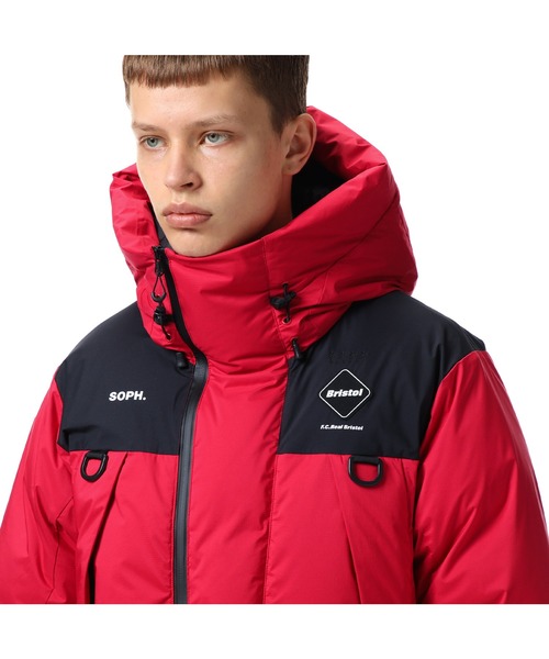 F.C.Real Bristol（エフシーレアルブリストル）の「DOWN BENCH PARKA