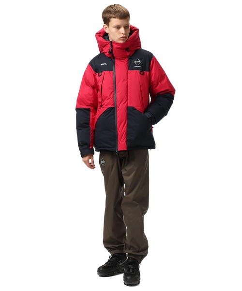 F.C.Real Bristol（エフシーレアルブリストル）の「DOWN BENCH PARKA