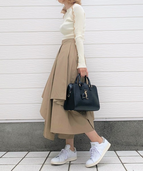 Q(キュー)の「メロウデザインニット(ニット/セーター・レディース・ブラック/ライトグリーン/グレイッシュベージュ/アイボリー・MEDIUM)」の5枚目の写真