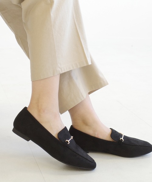 AmiAmi（アミアミ）の「スクエアトゥビットローファー（ローファー・レディース・ブラック/ダークブラウン/アイボリー/サンドベージュ/ブラック系その他/キャメル/ライトベージュ/グレイッシュベージュ/ブラック系その他2・LL/3L/S/M/L）」の3枚目の写真