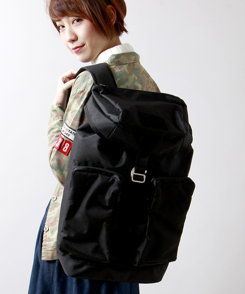 WEGO（ウィゴー）の「WEGO/フラップバックパック（バックパック/リュック・メンズ・ブラック/ネイビー/その他1・FREE）」の4枚目の写真