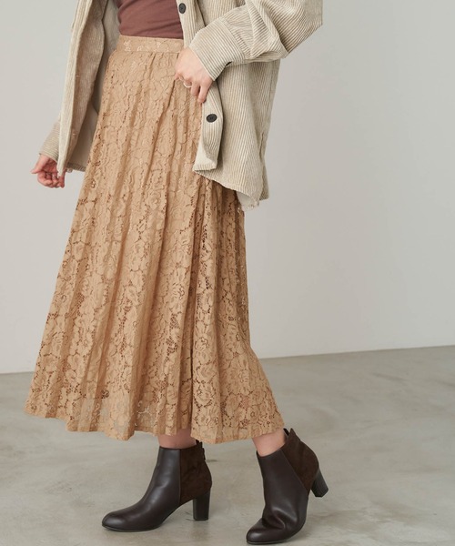 Chaco closet（チャコ クローゼット）の「ポケット付き 総レースニュアンスプリーツスカート（スカート・レディース・ブラック/ベージュ/グリーン/アイボリー/グレイッシュベージュ・TM/M）」の3枚目の写真