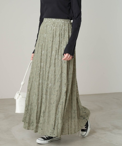 Chaco closet（チャコ クローゼット）の「ポケット付き 総レースニュアンスプリーツスカート（スカート・レディース・ブラック/ベージュ/グリーン/アイボリー/グレイッシュベージュ・TM/M）」の5枚目の写真