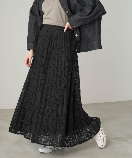 Chaco closet（チャコ クローゼット）の「ポケット付き 総レースニュアンスプリーツスカート（スカート・レディース・ブラック/ベージュ/グリーン/アイボリー/グレイッシュベージュ・TM/M）」の2枚目の写真