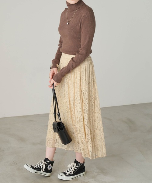 Chaco closet（チャコ クローゼット）の「ポケット付き 総レースニュアンスプリーツスカート（スカート・レディース・ブラック/ベージュ/グリーン/アイボリー/グレイッシュベージュ・TM/M）」の12枚目の写真